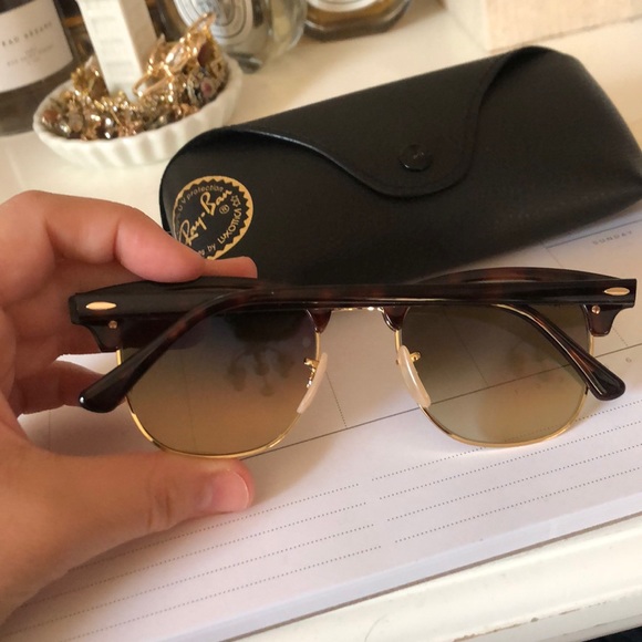 Ray-Ban clubmaster sunglasses! - Picture 3 of 6